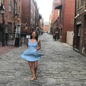 Meet your Posher, Jessica